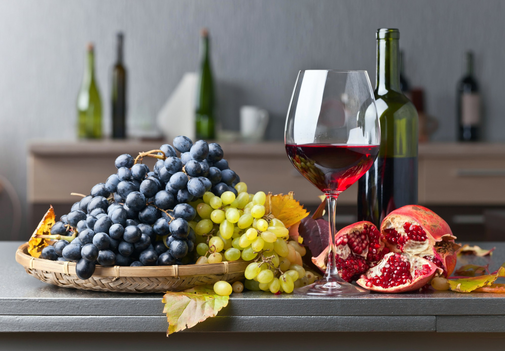 wine and fruits 2.jpg